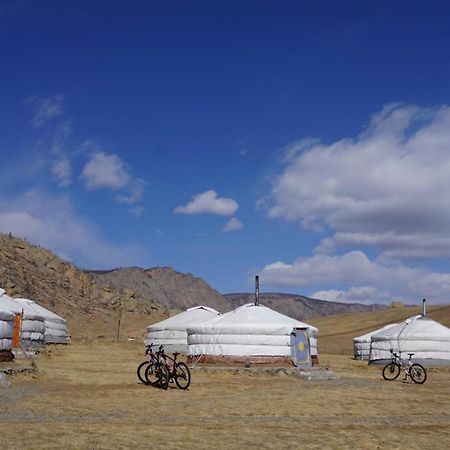 My Mongolia Eco Ger Camp Nalayh Exterior foto