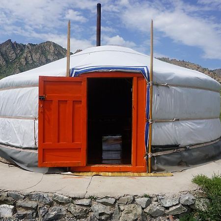 My Mongolia Eco Ger Camp Nalayh Exterior foto